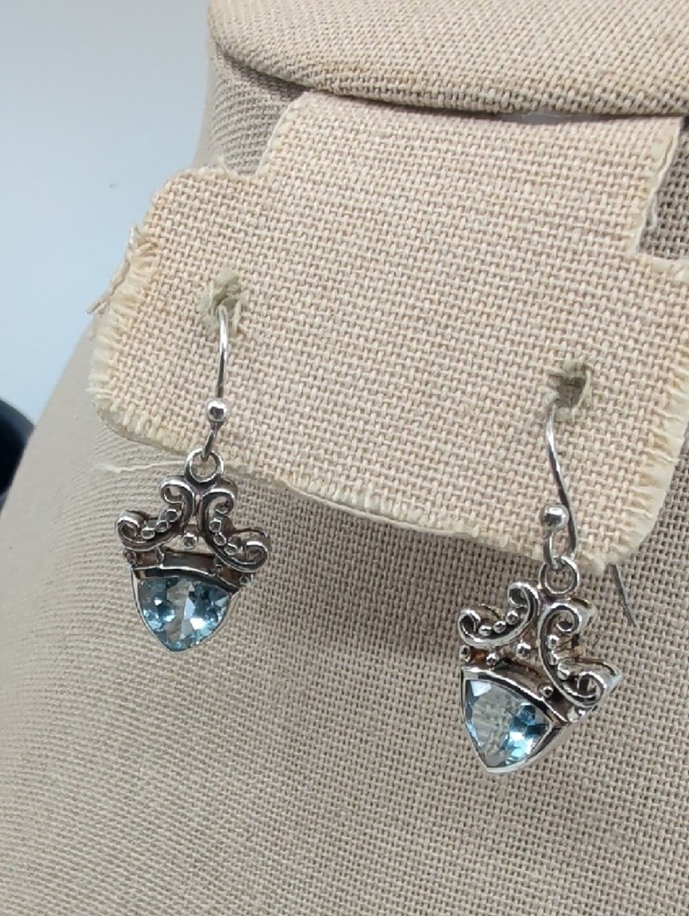 Ross-Simons 925 Sterling Silver Sky Blue Topaz Bali Drop Earrings - Picture 16 of 17